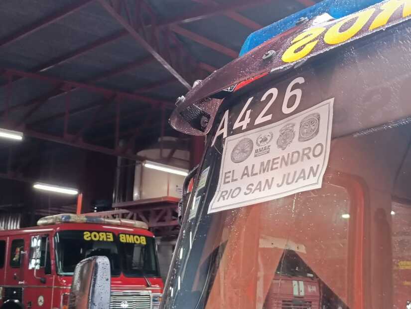 BOMBEROS